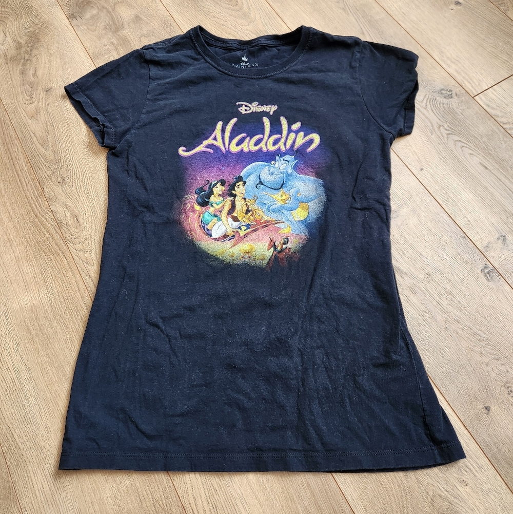 Women's Large Disney Aladdin Shirt
